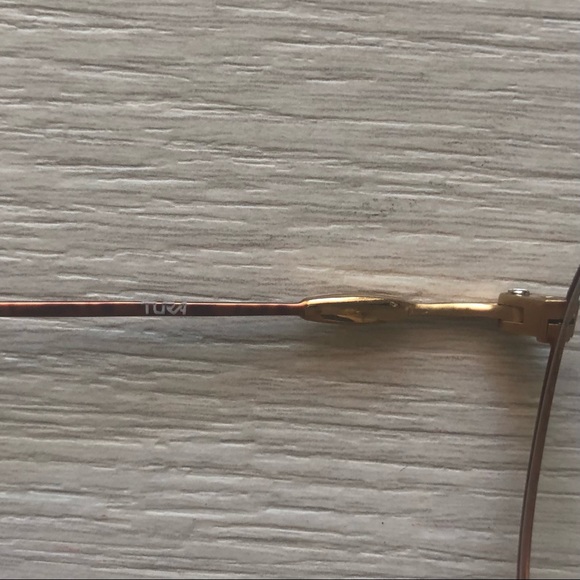 TURA eyeglasses - Picture 9 of 9